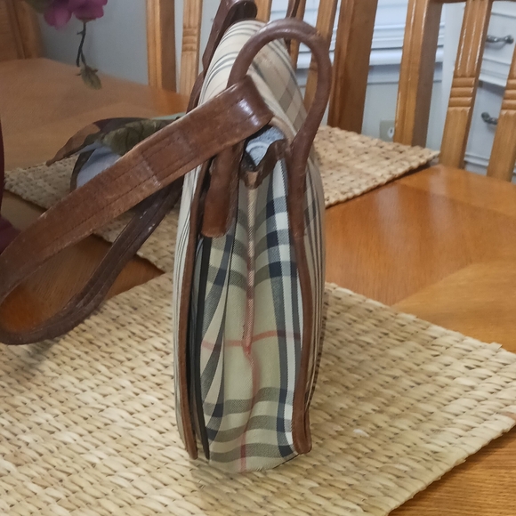 Burberry Vintage Haymarket Canvas and Leather Trimmed Brown Crossbody Make Offer - Picture 4 of 16